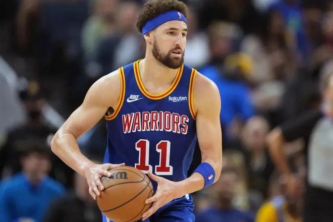 一个个飞跃 一个个飞跃